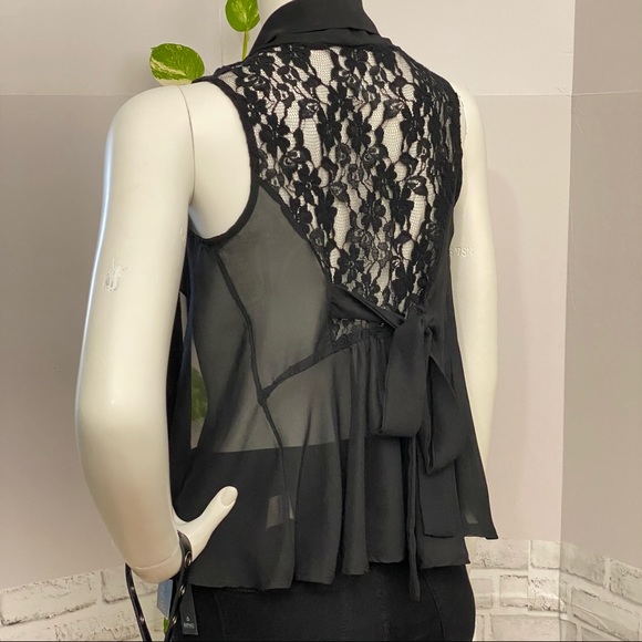 SOLD | Elegant & Sheer Suzy Shier Lace Vest - Picture 9 of 14